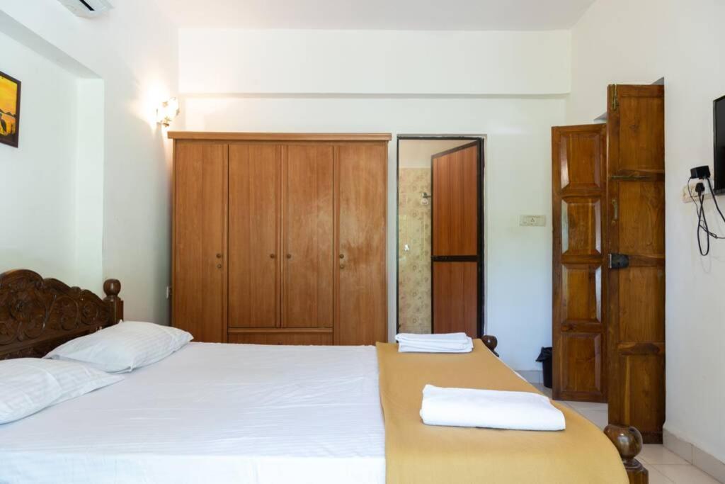 Villa Barbosa, 2 Bhk Villa & Luxury Rooms Near Colva, Sernabatim, Benaulim Beach Exteriör bild